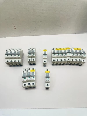 Lot of 20! Allen Bradley 1492-SP1CXXX Circuit breakers - Used - Image 1 of 4