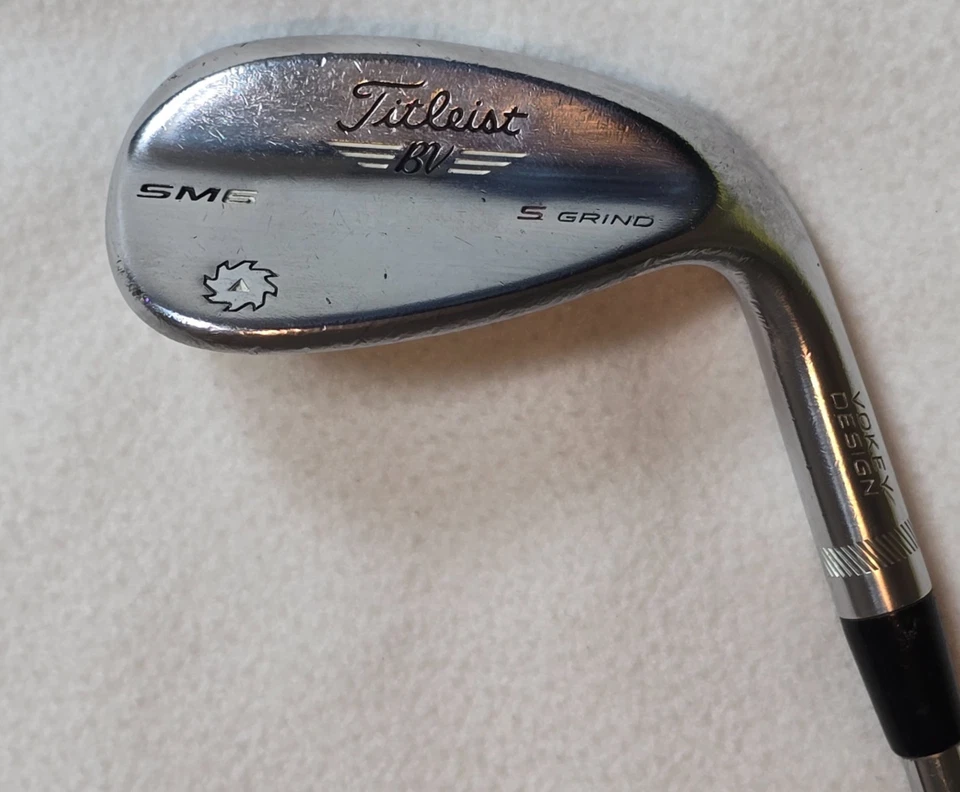 Cuña de molienda Titleist Vokey SM6 56 grados S cuña derecha flexible 36,5 pulgadas Foto 1 de 4
