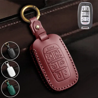 Funda con soporte para llavero de coche de cuero genuino para Chrysler Pacifica 2017-21 Foto 1 de 4