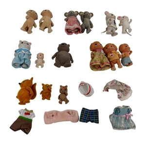Lote de 21 piezas de ropa figuras animales Calico Critters Sylvanian Families vintage S - Imagen 1 de 12