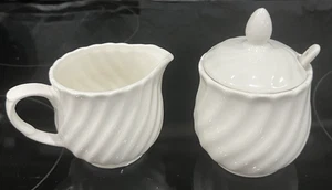 VTG China White Porcelain Creamer & Sugar Bowl w/Lid & Spoon Set Swirl Pattern - Picture 1 of 9