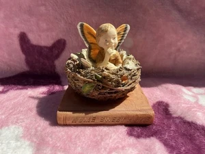 Vintage Country Artists Butterfly Fairies - Home Sweet Home 04715 - Picture 1 of 6
