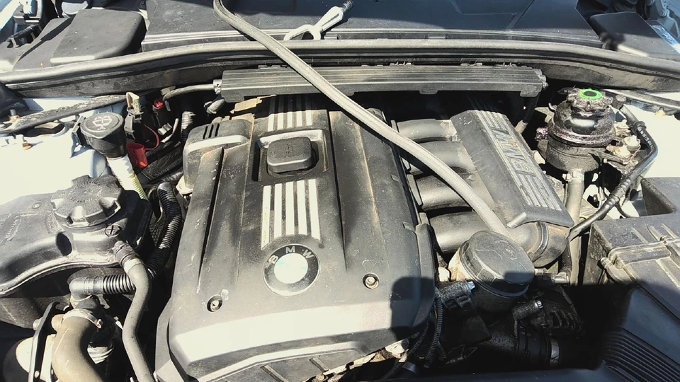 10 BMW 128I Engine Cover Foto 1 de 1