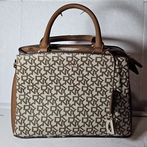 DKNY Paige Medium Signature Logo Satchel Bag MSRP Chino Caramel - Picture 1 of 11