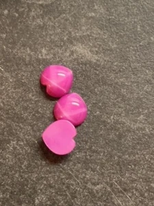 3 Star Ruby Heart Shape Cabochons 8x8 mm - Picture 1 of 2