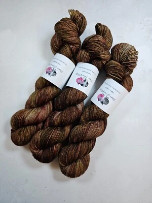 Sw Merino Yak Nylon Garn, 4-ply, Griffweise Gewicht, 100g, Verloren House - Bild 1 von 4