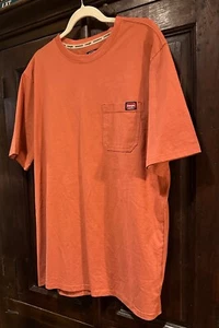Camiseta Wrangler Workwear Terracota/Naranja Manga Corta Un Bolsillo XLT 46-48 - Imagen 1 de 5