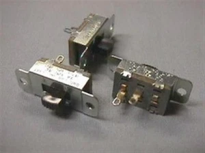5 Vintage Stackpole SPST Slide Switches 3A 125VAC / .5A 125VDC - Picture 1 of 1