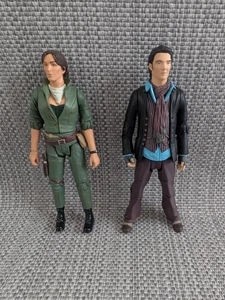 Primeval Helen Cutter Predator & Connor Temple Action Figure Pair Character - Picture 1 of 2