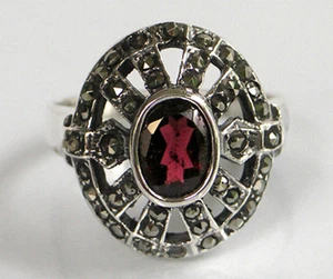 925 ECHT SILBER *** Großer Granat Markasit Ring, Größenauswahl - Picture 1 of 1