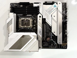 ASUS ROG Strix Z690-A Gaming WiFi D4 LGA 1700 ATX White Intel Motherboard - Bild 1 von 3