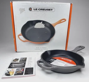 Le Creuset Runde Pfanne 6-1/3" Eisengriff Emailliert Gusseisen Feuerstein Auster - Bild 1 von 6