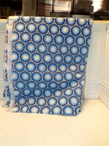 Fabric-cotton-unbranded BLUE CHEVRON PRINT 1 yd #3463 - Picture 1 of 1