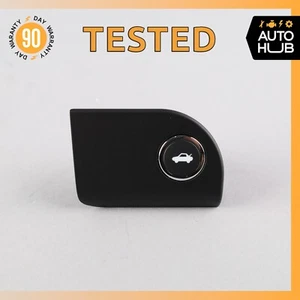 Maserati Quattroporte M156 Trunk Lid Release Boot Button 675000027 OEM - Bild 1 von 8