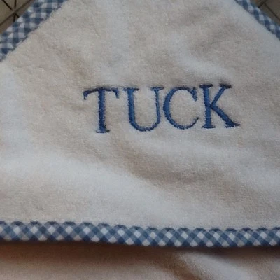 Toalla con capucha Pottery Barn Kids guardería monograma TUCK azul a cuadros nueva Foto 1 de 3
