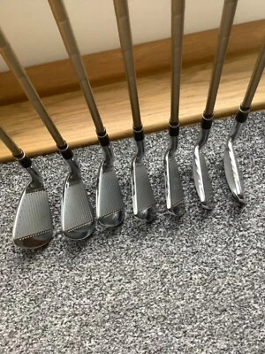 Custom MacGregor V-Foil 1025C forged irons 4-PW, PGA Tour issue Crossfire shafts - Image 1 of 4