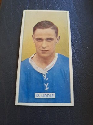 (B146) CARRERAS, FAMOUS FOOTBALLERS, D. LIDDLE LEICESTER CITY  1935  # 6 - Image 1 of 2