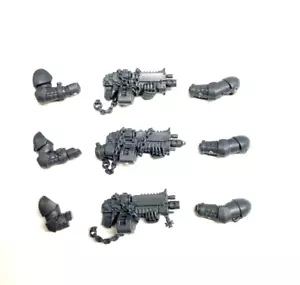 PISTOLAS DE CERROJO INICIADAS Escuadrón de los Templarios Negros / RIFLES DE PERNO AUTOMÁTICOS Primaris (H) - Imagen 1 de 1