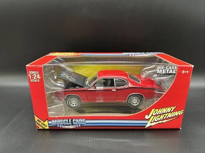 Johnny Lightning 1/24 1971 Plymouth Duster 340 *White Lightning* Chase (D63) Foto 1 de 4
