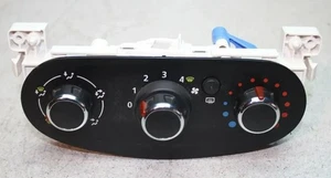 Klimabedienteil Bedienteil Heizung N106277R XE1074172 Dacia Logan MCV 2 II Bj.14 - Bild 1 von 6