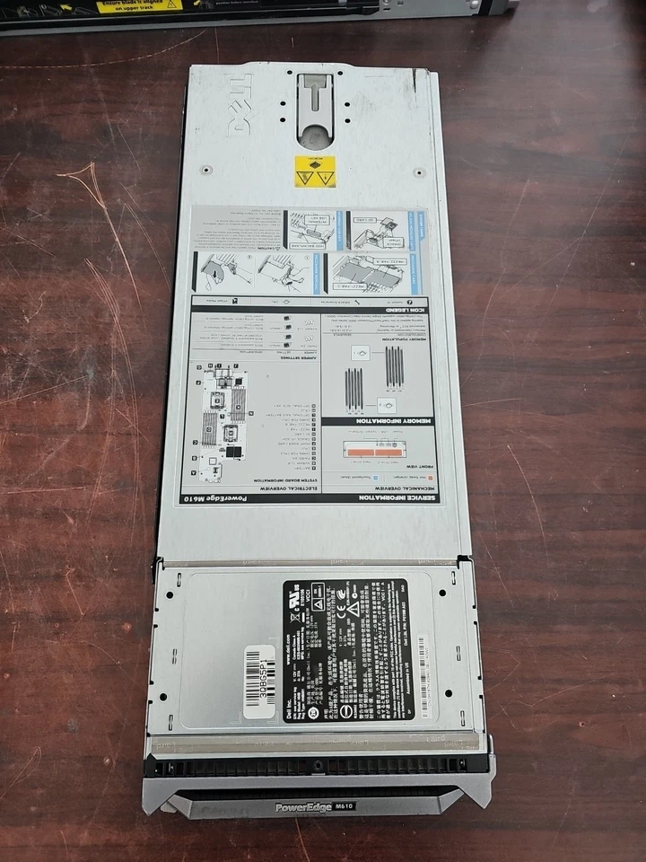 Servidor blade Dell PowerEdge M610 / 2x XEON E5620 / 12x 8 Gb RAM Foto 1 de 4