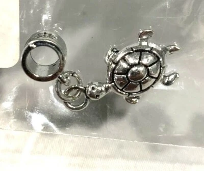 Dije de tortuga colgante J&M para pulseras Foto 1 de 3