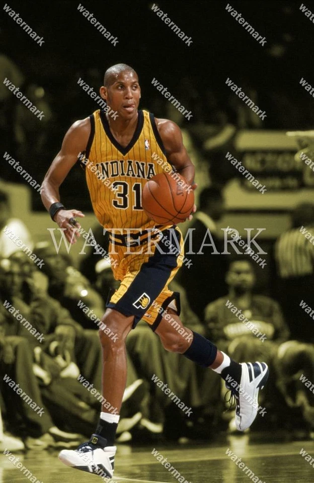 GI324 Reggie Miller Indiana Pacers Fast Break Basketball 8x10 11x14 16x20 Photo - Image 1 of 1
