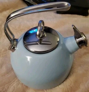 🩵Chantal Enamel-on-Steel Classic Tea Kettle Blue 1.8 Qt - Picture 1 of 11