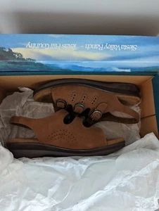 SAS Women's Trio II Dark Brown Sandals Shoes 0119-025 Size 6.5 M - Picture 1 of 8