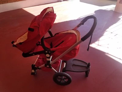 Red Bugaboo Frog Baby Strollers. VERY NICE!! CLEAN PREOWNED PLUS ACC. - Image 1 of 4
