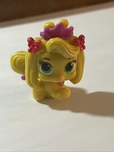 PALACE PETS Minis Rapunzel's Malteze Dog DAISY Figure, Disney - Picture 1 of 4