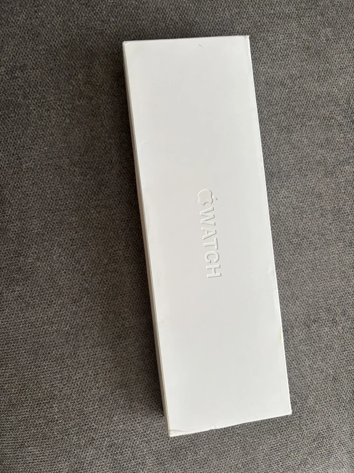 Apple Watch Series 11 42mm GPS Jet Black - b049400189906 lhh.hh