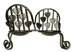 Sofá de muñecas de metal plateado Tête-a-Tête confidente vis-à-vis sofá de chismes - Imagen 1 de 3