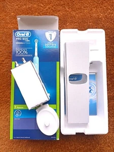 Genuine Braun Oral B Toothbrush Trickle Charger Charging Unit Only --- New - Picture 1 of 3