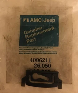 4006211 AMC Jeep Windshield Retainer 84-92 Fits Cherokee XJ Comanche MJ NOS OEM - Bild 1 von 3