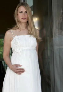 Umstandsbrautkleid Nr. 1 in ivory Gr. 44 aus Geschäftsaufgabe - Bild 1 von 3