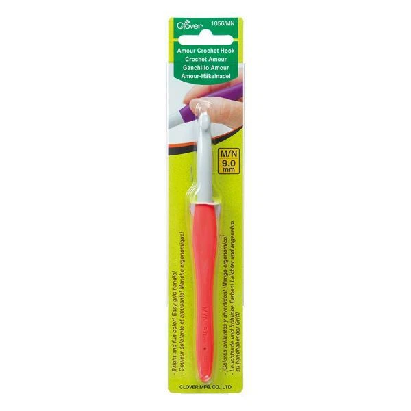 Clover Amour Crochet Hook - Ergonomic Soft Grip - 9.0 mm - 15.5 cm length - image 1 of 1