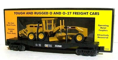 MTH RAILKING 30-7673 CATERPILLER WITH MOTOR GRADER - Image 1 of 4