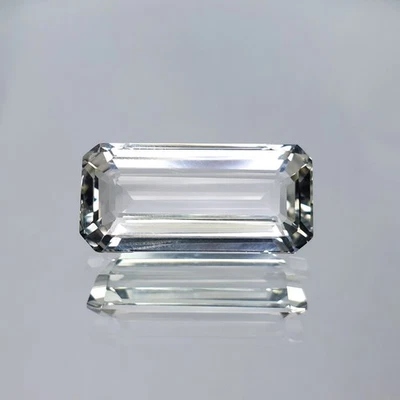 INCREÍBLE PIEDRA PRECIOSA SUELTA TOPACIO BLANCO 100 % CORTE ESMERALDA 29,66 quilates Foto 1 de 3