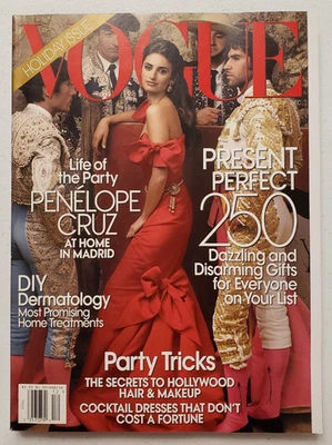 Vogue Magazine December 2007 Penelope Cruz ~Annie Leibowitz~ Holiday Issue Foto 1 de 3