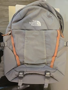 Mochila para mujer The North Face Recon gris/coral quemado - Imagen 1 de 7