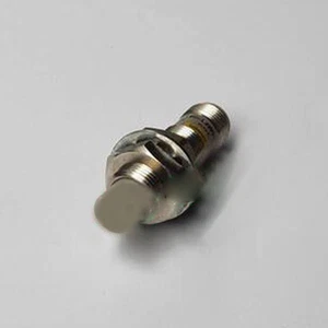 E2E-X5MF1-M1 Proximity Switch Sensor 12-24V DC Replacement For   PNP #F22 - Bild 1 von 4