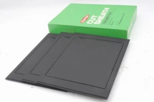Neuwertig Fujifilm Schnitthülle Film Adapter 4x5 10x12,5 cm für 4 3/4 x 6 1/2 *PH2156 - Bild 1 von 3