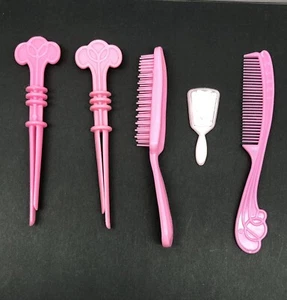 VINTAGE QUICK CURL PINK BARBIE BRUSH & HAIR CURLERS, MIRROR, COMB 1973-75 - Picture 1 of 6