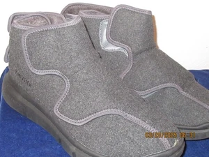 Men's size l3 linned slip on warm shoes - Picture 1 of 3