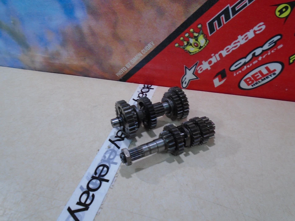 Honda CRF 250R 2005 transmisión engranaje (J) 05 CRF250R 250 Foto 1 de 4