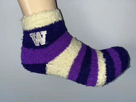 WASHINGTON HUSKIES NCAA COLLEGE LOGO STRIPE FUZZY ANKLE LENGTH SLEEP SOCKS Q Cover