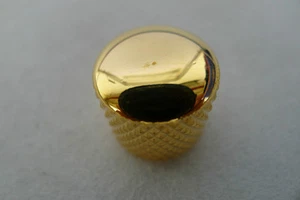 1 pcs Guitar Metal Dome knurled Knob Fii 1/4" Split Shaft Pot 18.5mm x 18mm Gold - Picture 1 of 3
