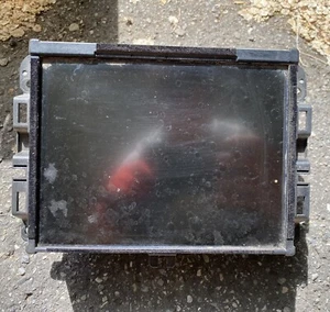 2014-2018 Dodge Ram Chrysler 8.4” VP4 NA UConnect AM FM XM Bluetooth Radio Used - Picture 1 of 3