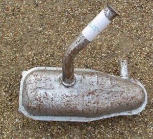 200-357 Nuevo Bosal Tubo Delantero Abajo Caja de Escape Se Adapta a Renault R5 L, TL 72-77 - Imagen 1 de 1